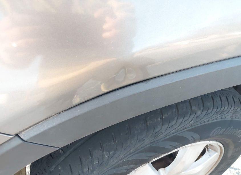 Photo 13 of 2011 Kia Sorento LX (VIN 5XYKT3A13BG113169)