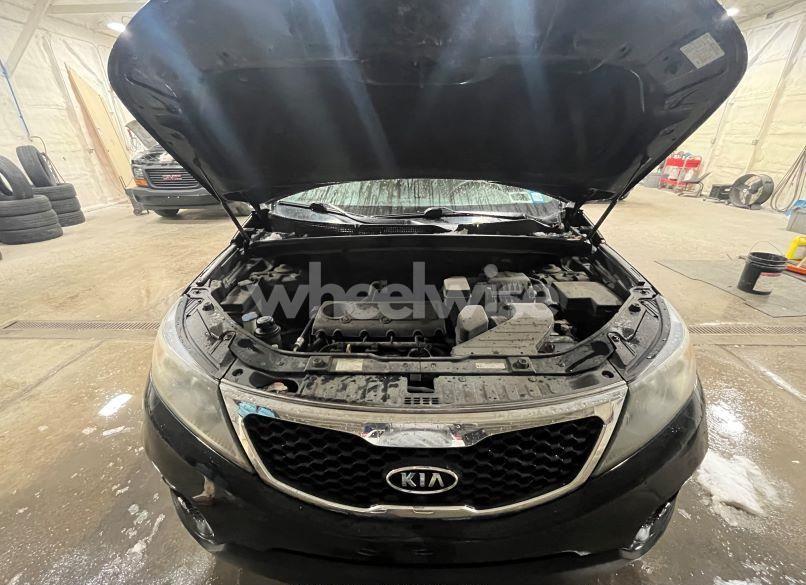 Photo 10 of 2011 Kia Sorento LX (VIN 5XYKT3A13BG146351)