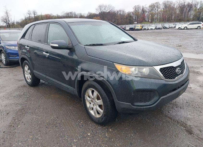 2012 Kia Sorento LX (VIN 5XYKT3A13CG308139) main photo