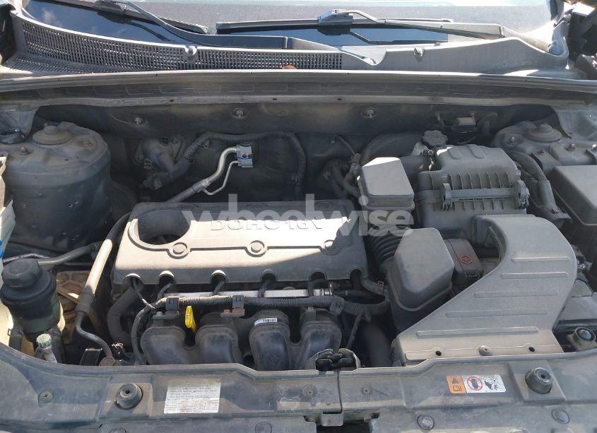 Photo 10 of 2013 Kia Sorento LX (VIN 5XYKT3A13DG397809)