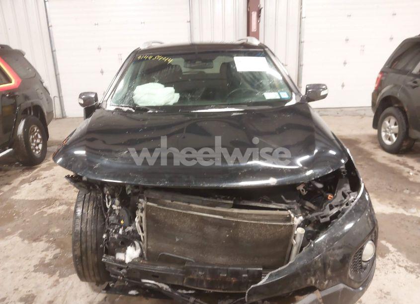 Photo 12 of 2011 Kia Sorento LX (VIN 5XYKT3A14BG007166)