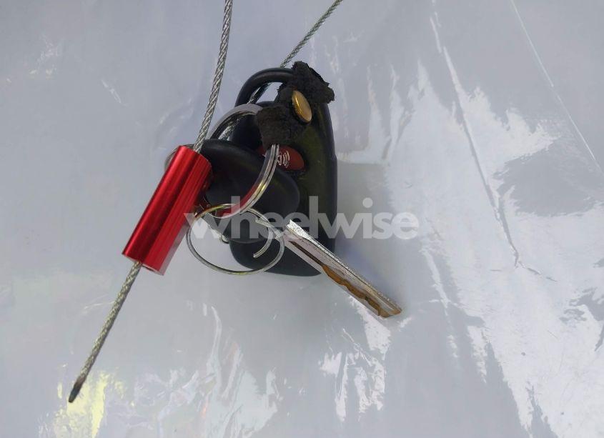 Photo 11 of 2011 Kia Sorento LX (VIN 5XYKT3A14BG018619)