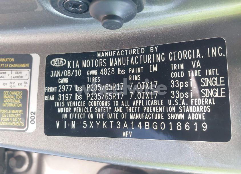 Photo 9 of 2011 Kia Sorento LX (VIN 5XYKT3A14BG018619)