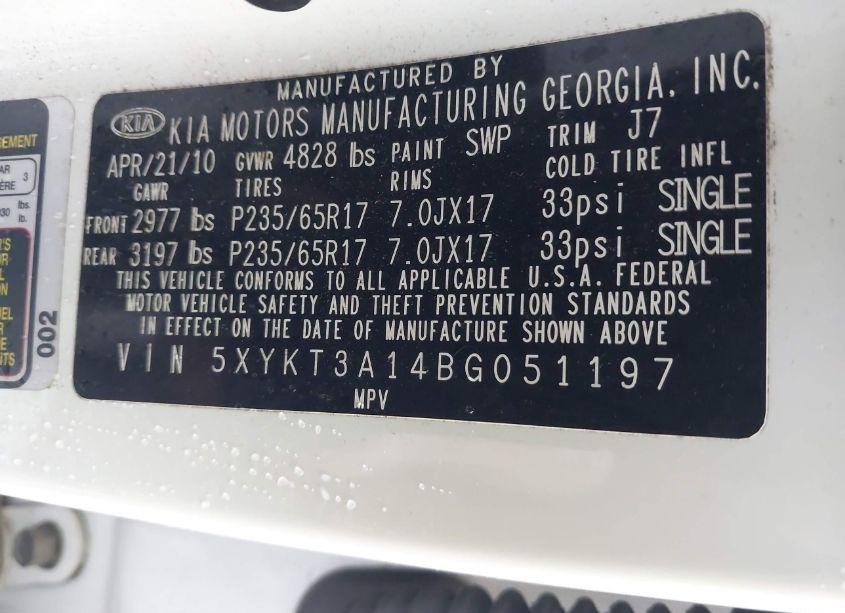 Photo 9 of 2011 Kia Sorento LX (VIN 5XYKT3A14BG051197)