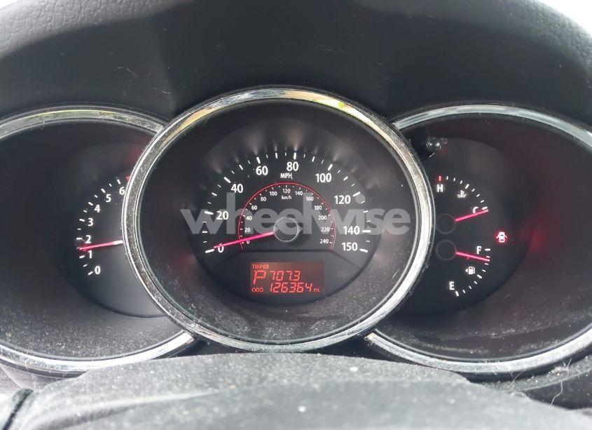 Photo 7 of 2011 Kia Sorento LX (VIN 5XYKT3A14BG081459)