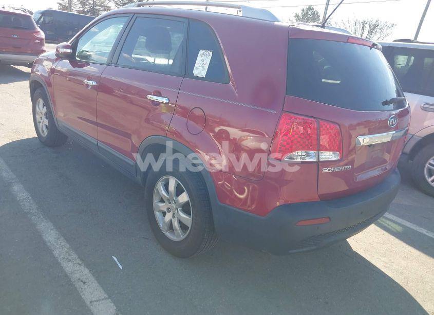 Photo 3 of 2011 Kia Sorento LX (VIN 5XYKT3A14BG083244)