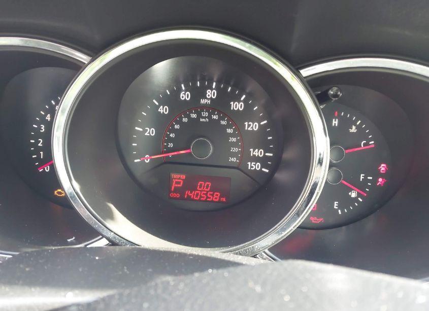 Photo 7 of 2011 Kia Sorento LX (VIN 5XYKT3A14BG138341)