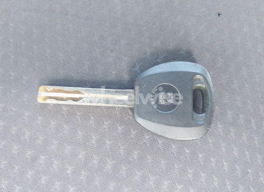 Photo 11 of 2011 Kia Sorento LX (VIN 5XYKT3A14BG146892)