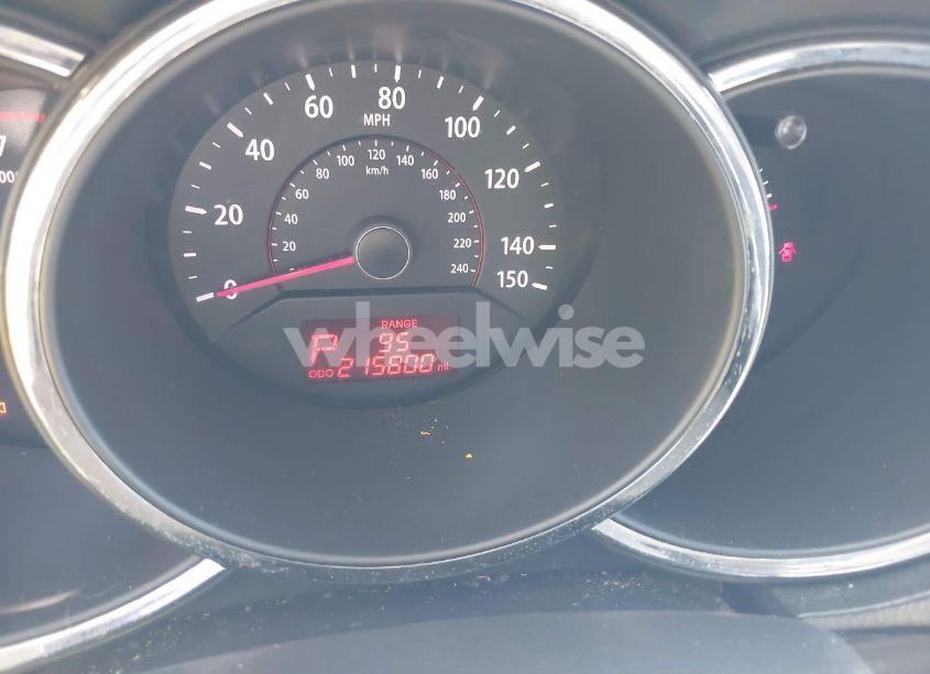 Photo 7 of 2012 Kia Sorento LX (VIN 5XYKT3A14CG191686)