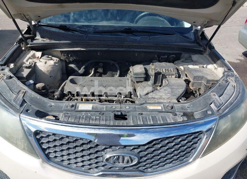 Photo 10 of 2012 Kia Sorento LX (VIN 5XYKT3A14CG215436)