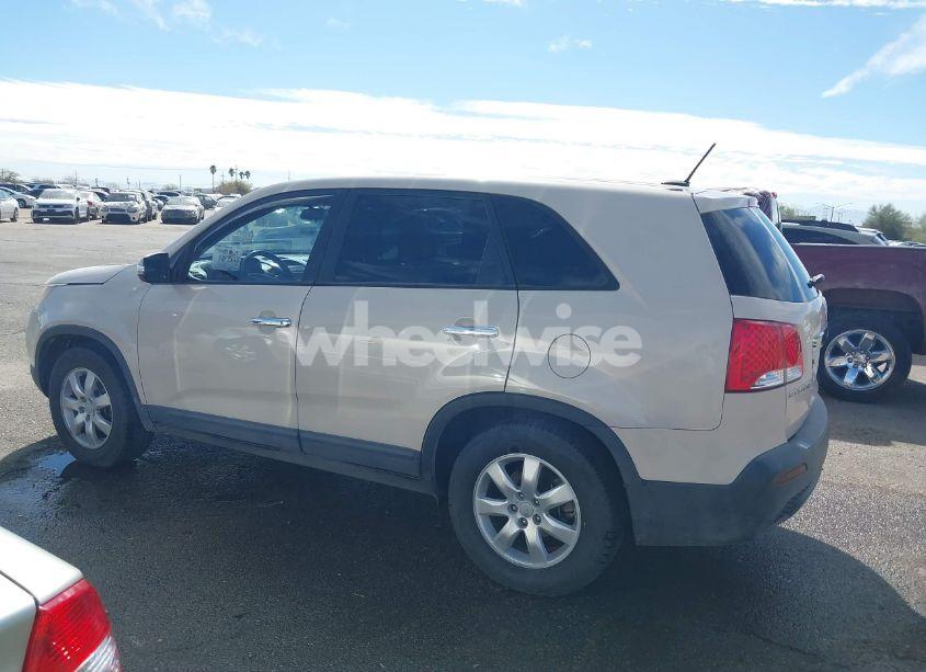 Photo 14 of 2012 Kia Sorento LX (VIN 5XYKT3A14CG215436)