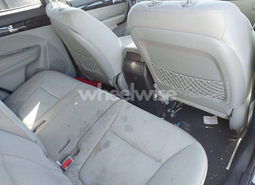 Photo 8 of 2012 Kia Sorento LX (VIN 5XYKT3A14CG231104)