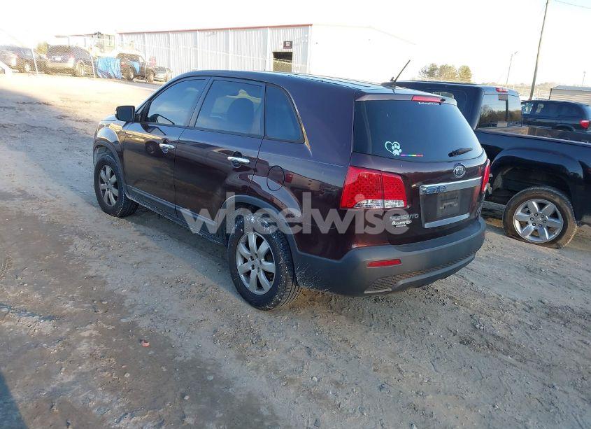Photo 3 of 2012 Kia Sorento LX (VIN 5XYKT3A15CG203294)