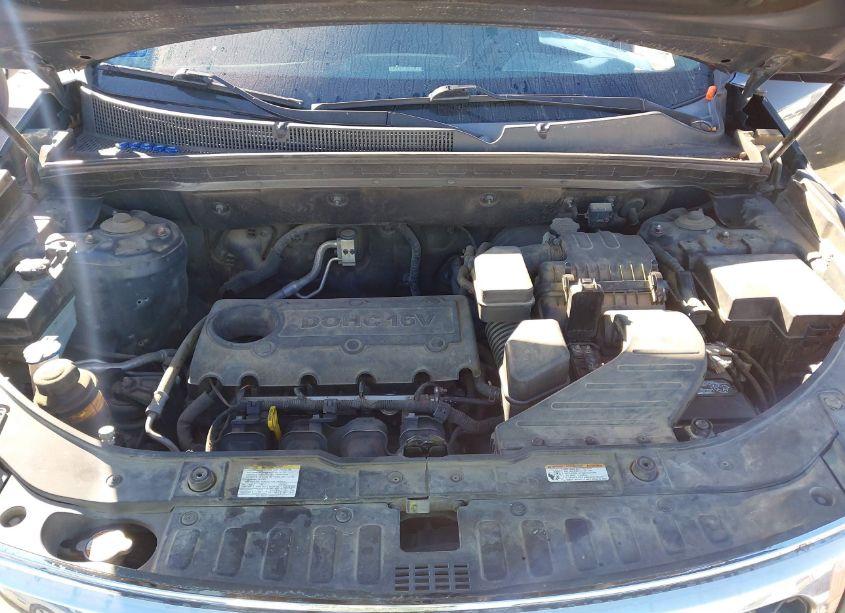 Photo 10 of 2012 Kia Sorento LX (VIN 5XYKT3A15CG260773)