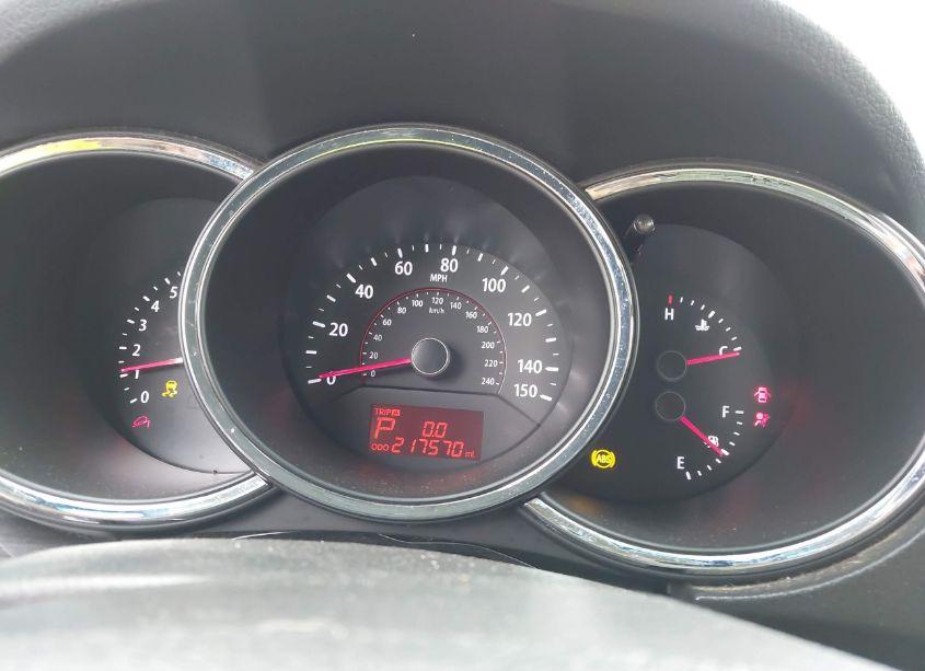 Photo 7 of 2012 Kia Sorento LX (VIN 5XYKT3A15CG262331)