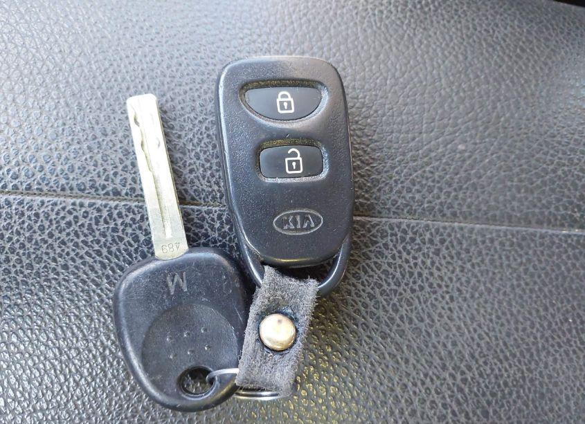 Photo 11 of 2012 Kia Sorento LX (VIN 5XYKT3A15CG306134)