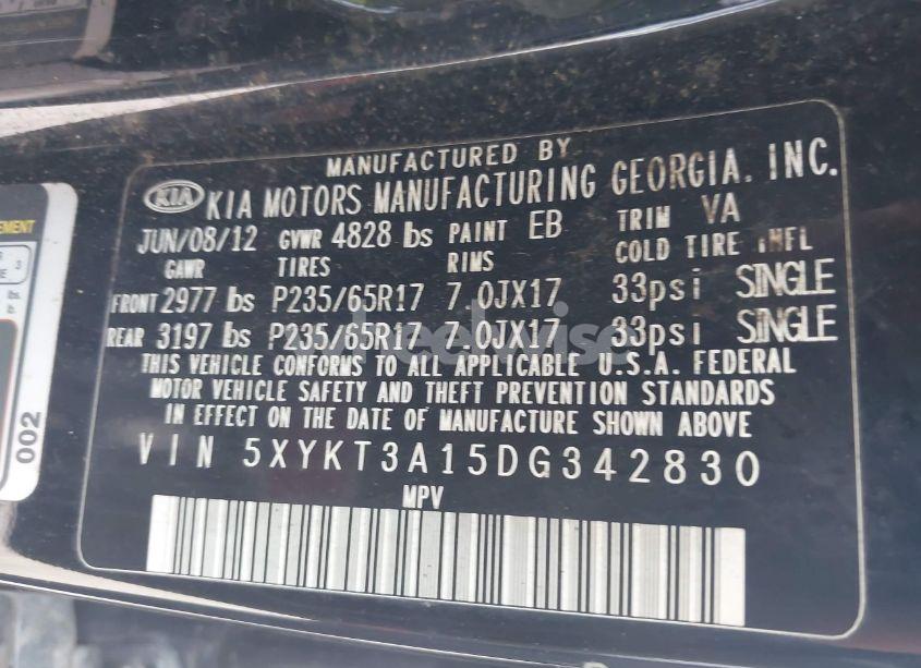 Photo 9 of 2013 Kia Sorento LX (VIN 5XYKT3A15DG342830)