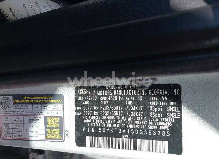 Photo 9 of 2013 Kia Sorento LX (VIN 5XYKT3A15DG363385)
