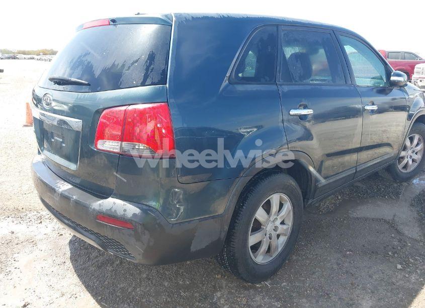 Photo 6 of 2011 Kia Sorento LX (VIN 5XYKT3A16BG065196)