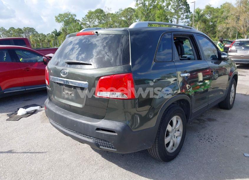 Photo 12 of 2011 Kia Sorento LX (VIN 5XYKT3A16BG109388)