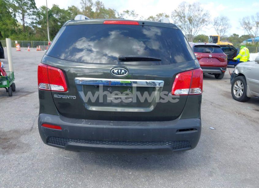 Photo 17 of 2011 Kia Sorento LX (VIN 5XYKT3A16BG109388)