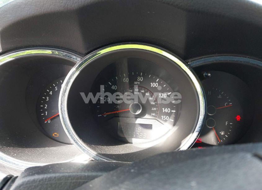 Photo 7 of 2011 Kia Sorento LX (VIN 5XYKT3A16BG109388)