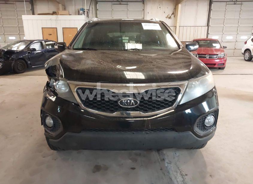 Photo 12 of 2011 Kia Sorento LX (VIN 5XYKT3A16BG183510)