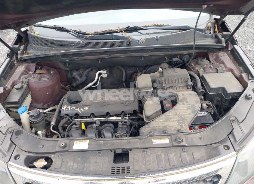 Photo 10 of 2012 Kia Sorento LX (VIN 5XYKT3A16CG267750)