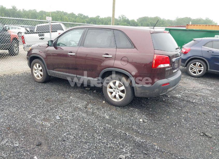 Photo 3 of 2012 Kia Sorento LX (VIN 5XYKT3A16CG267750)