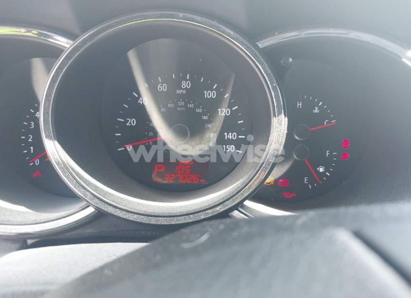 Photo 7 of 2013 Kia Sorento LX (VIN 5XYKT3A16DG381328)