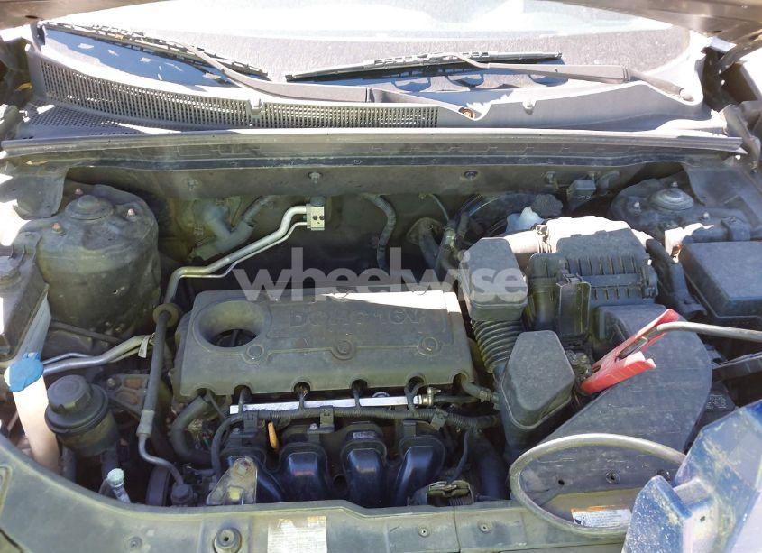 Photo 10 of 2011 Kia Sorento LX (VIN 5XYKT3A17BG012880)