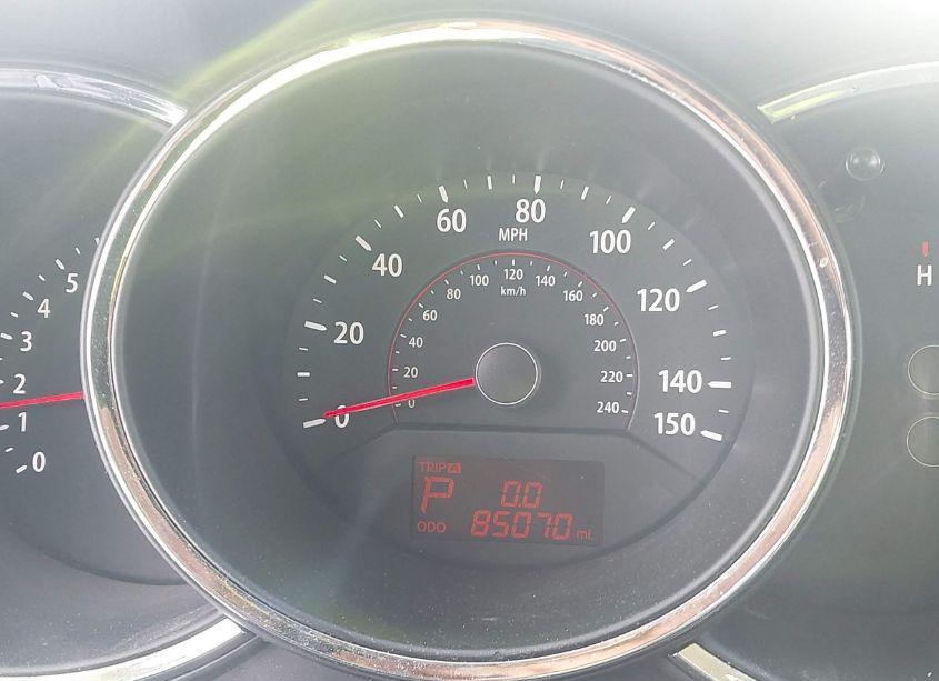 Photo 7 of 2011 Kia Sorento LX (VIN 5XYKT3A17BG065353)