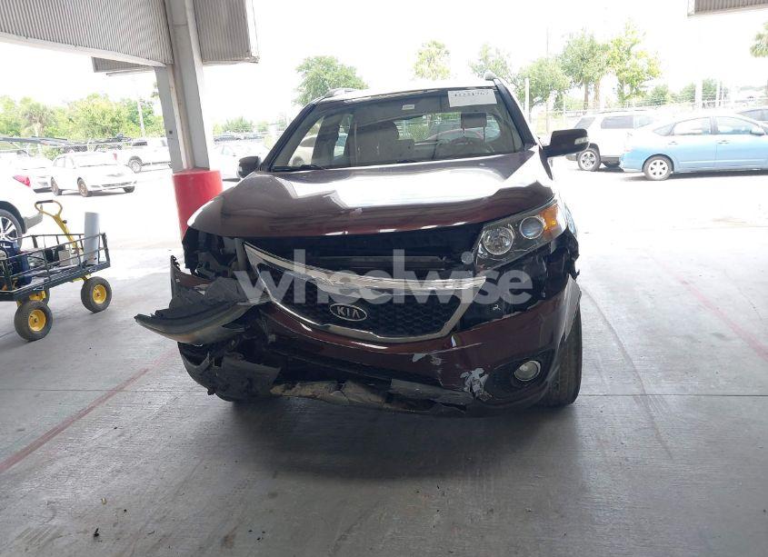 Photo 12 of 2011 Kia Sorento LX (VIN 5XYKT3A17BG072223)