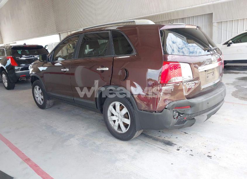 Photo 3 of 2011 Kia Sorento LX (VIN 5XYKT3A17BG072223)