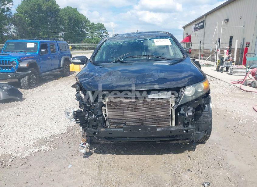 Photo 13 of 2011 Kia Sorento LX (VIN 5XYKT3A17BG095081)