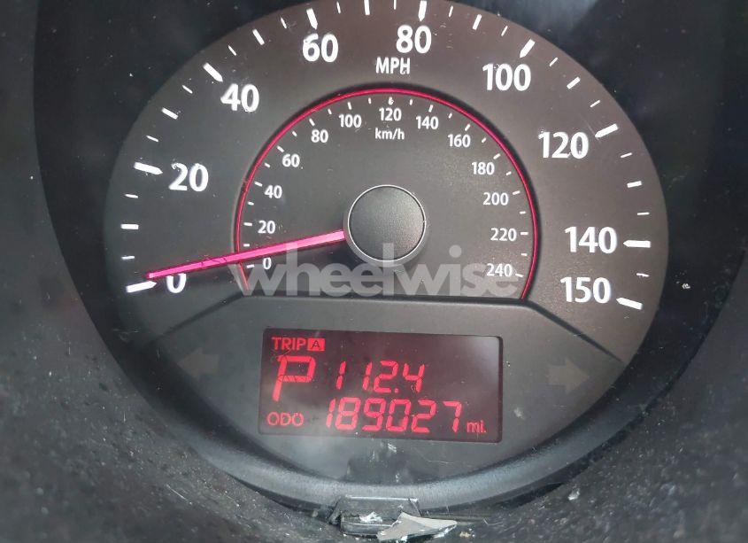Photo 16 of 2011 Kia Sorento LX (VIN 5XYKT3A17BG095081)