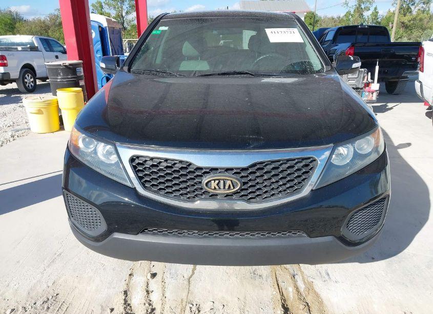 Photo 6 of 2012 Kia Sorento LX (VIN 5XYKT3A17CG286078)