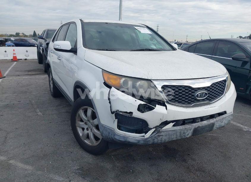2012 Kia Sorento LX (VIN 5XYKT3A17CG309052) main photo