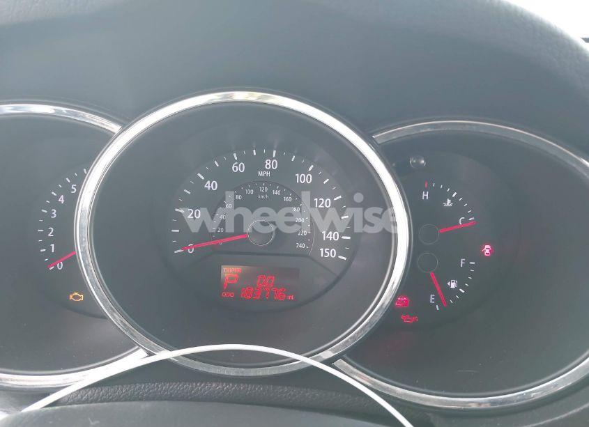 Photo 7 of 2012 Kia Sorento LX (VIN 5XYKT3A17CG309052)