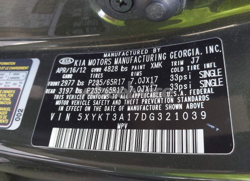 Photo 9 of 2013 Kia Sorento LX (VIN 5XYKT3A17DG321039)