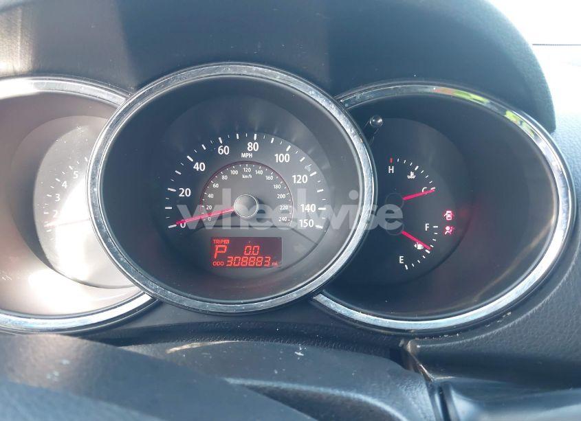 Photo 7 of 2013 Kia Sorento LX (VIN 5XYKT3A17DG366305)