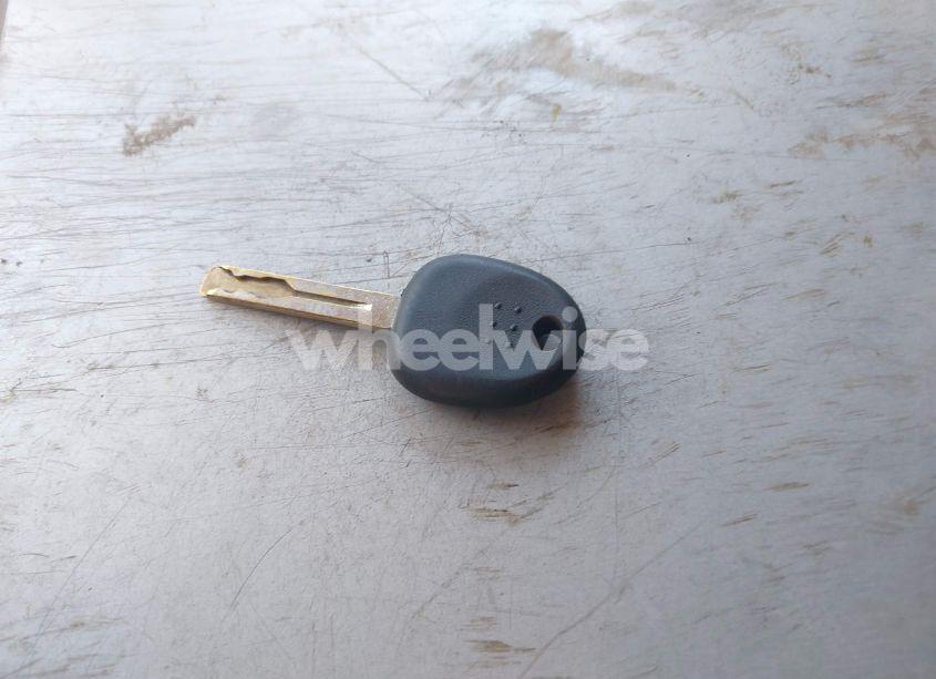 Photo 11 of 2013 Kia Sorento LX (VIN 5XYKT3A17DG405636)