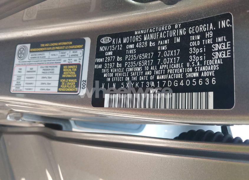 Photo 9 of 2013 Kia Sorento LX (VIN 5XYKT3A17DG405636)