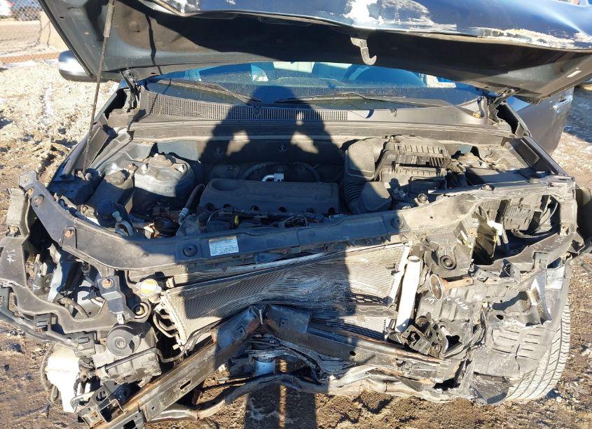 Photo 10 of 2011 Kia Sorento LX (VIN 5XYKT3A18BG079939)