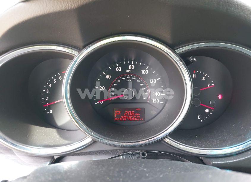 Photo 7 of 2011 Kia Sorento LX (VIN 5XYKT3A18BG125401)