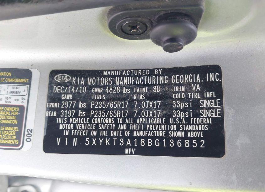 Photo 9 of 2011 Kia Sorento LX (VIN 5XYKT3A18BG136852)