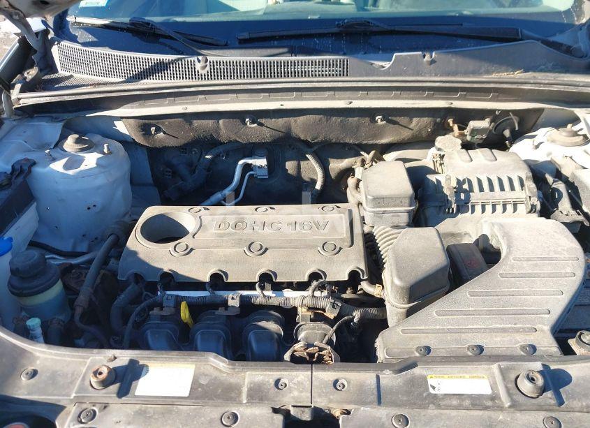 Photo 10 of 2012 Kia Sorento LX (VIN 5XYKT3A18CG198253)