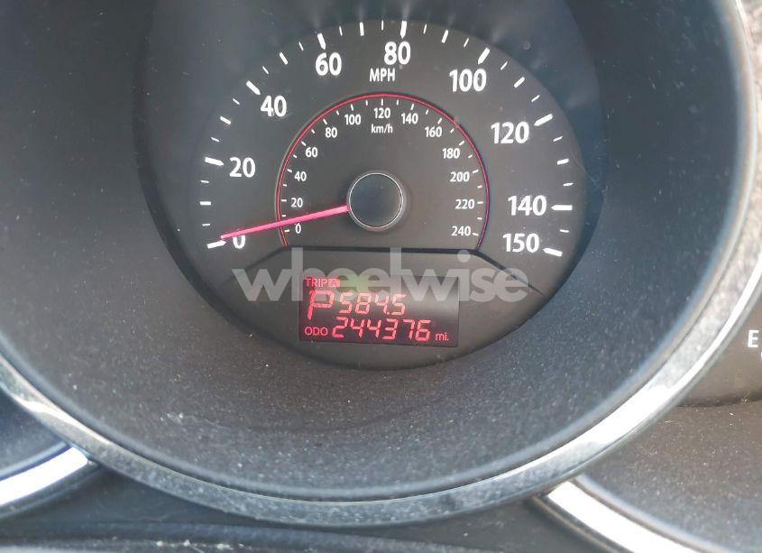 Photo 7 of 2012 Kia Sorento LX (VIN 5XYKT3A18CG198253)