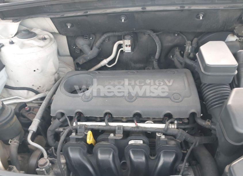 Photo 10 of 2012 Kia Sorento LX (VIN 5XYKT3A18CG202480)