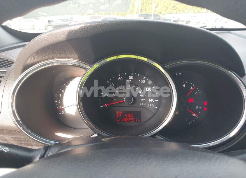 Photo 7 of 2012 Kia Sorento LX (VIN 5XYKT3A18CG202480)